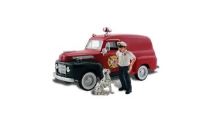 Woodland Scenics 5559 - HO AutoScenes - Sparky & The Chief