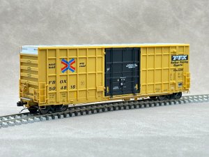 Aurora Miniatures 305050 - HO Gunderson / Greenbrier 6276 50Ft Plate F Boxcar - FBOX #504801
