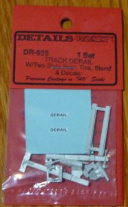 Details West 925 - HO Spur & Yard Track Derail w/Switch Stand & Two Styles of Posts & Decals (1 S...