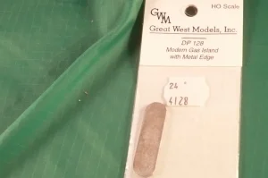 Great West Models Inc DP 128 - Modern Gas Island with Metal Edge - Unpainted (Sarah's Sale Shelf)