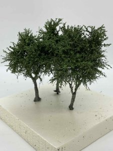 Martin Welberg Scenic Studios TMDG1 - Fine Scale Tree - Medium - Dark Green - 8cm-12cm - 3 pcs