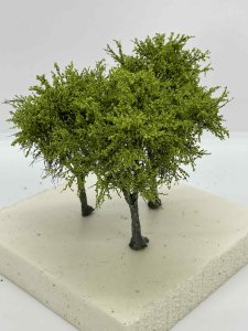 Martin Welberg Scenic Studios TLMG1 - Fine Scale Trees - Large - Medium Green - 12cm-16cm - 3 pcs