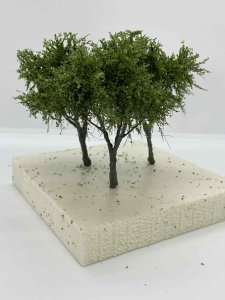 Martin Welberg Scenic Studios TMMG2 - Fine Scale Tree - Medium - Medium Green - 8cm-12cm - 3 pcs