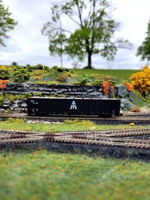 Otter Valley Railroad - N Scale 6400 & 6000 Gondola Bailed Scrap Load Hand Weathered - Single