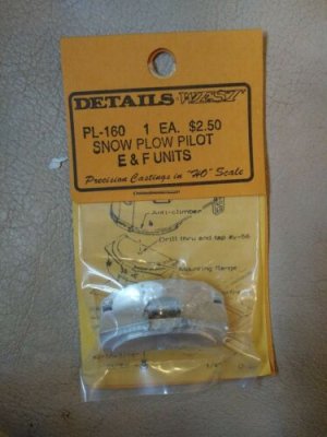 Details West 160 - HO Snow Plow - E- & F-Unit Type