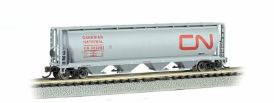 Bachmann 19163 - N Scale 4-Bay Cylindrical Grain Hopper - Canadian National #382005