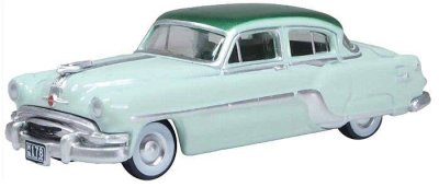 Oxford Diecast 87PC54005 - HO Scale 1954-1965 Pontiac Chieftain 4-Door Sedan - Assembled -- Shann...