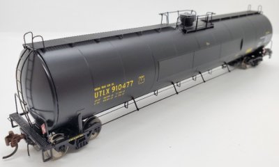 Athearn G25655 - HO RTR 33,900 Gallon LPG Tank/ Flat - UTLX (3 pkg) #2