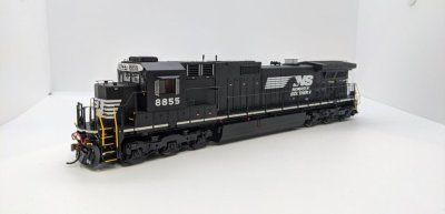 Athearn Genesis G31501 - HO G2 Dash 9-40C - DCC Ready - Norfolk Southern #8820