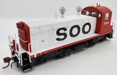 Rapido 27553 HO EMD SW1200 - DCC/Sound - Soo Line #1203