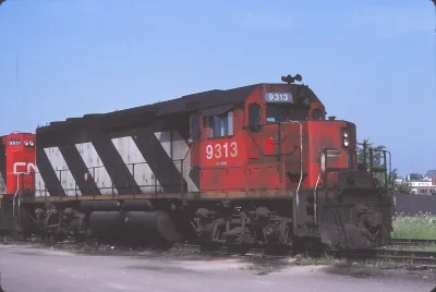 Rapido 40549- HO EMD GP40 - DCC & Sound - Canadian National (Stripes) #9313 - Otter Valley Railro...