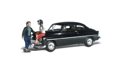 Woodland Scenics 5530 - HO AutoScenes - Spoonin-N-Croonin