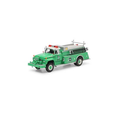 Athearn 4575 - HO Ford F-850 Fire Truck, Penguin Ginger Ale P-18