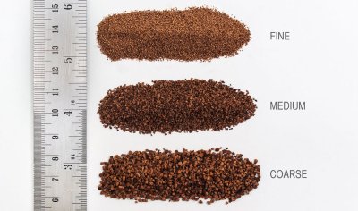 Woodland Scenics 1379 - Ballast - Medium Brown - Shaker (57.7 in3)