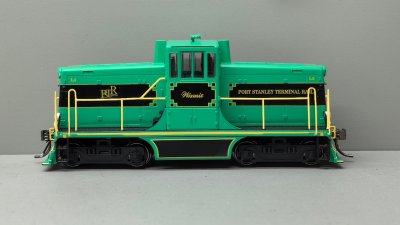 Rapido 48575 - HO GE 44 Tonner - DCC/Sound Port Stanley Terminal Railroad L3 - Winnie  (Phase IVa...