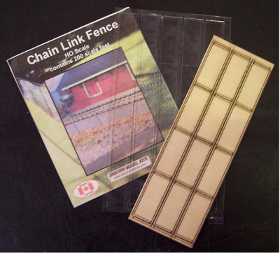 Osborn Model Kits 1071 - HO Chain Link Fence - Kit - 200'