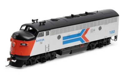 Athearn RND 3254 - HO EMD F7A - DCC Ready - Amtrak #100
