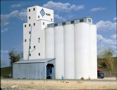 Walthers Cornerstone 3022 - HO Scale ADM(R) Concrete Grain Elevator -- Kit - 13-1/2 x 9 x 13-1/2"...