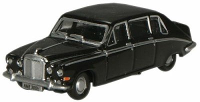 Oxford Diecast NDS006 - N Scale Daimler DS420 Sedan - Black