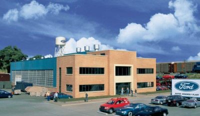 Walthers Cornerstone 4142 - HO Scale Ford(R) Automotive Assembly Plant -- Kit - 23-1/8 x 11-13/16...