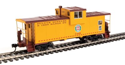 Walthers Mainline 8715 HO International Extended Wide-Vision Caboose - Ready to Run -- Duluth, Mi...