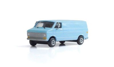 Woodland Scenics 5362 - HO Scale Modern Era Vehicles -- Passenger Van (Light Blue)