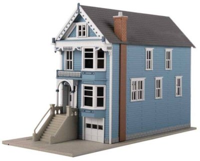 Walthers Trainline 953 - HO Scale Painted Lady House Victorian House -- Kit - 3-9/16 x 7-11/16 x ...