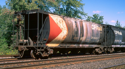 Otter Valley Railroad 30018 - HO National Steel Car Canadian 3400 cu.ft. Tank Hopper - Canadian P...